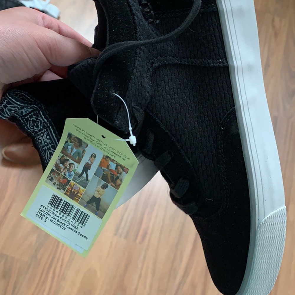 Toms shoes